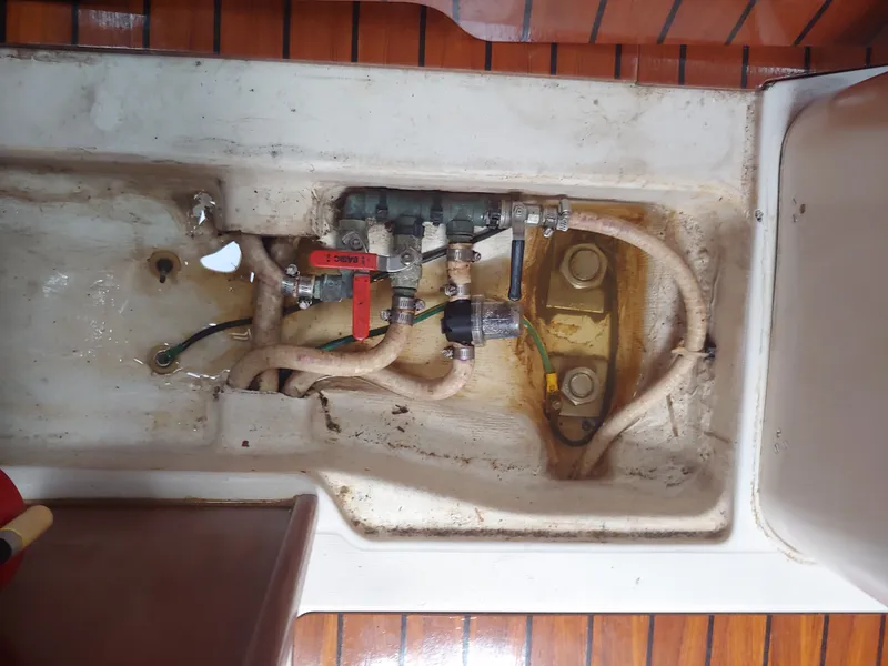 Slide: The Image of Beneteau Oceanus 321 1999 - 39