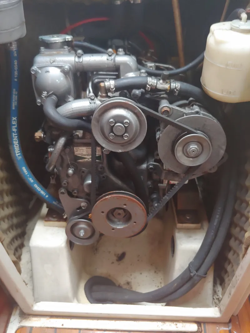 Slide: The Image of Beneteau Oceanus 321 1999 - 41