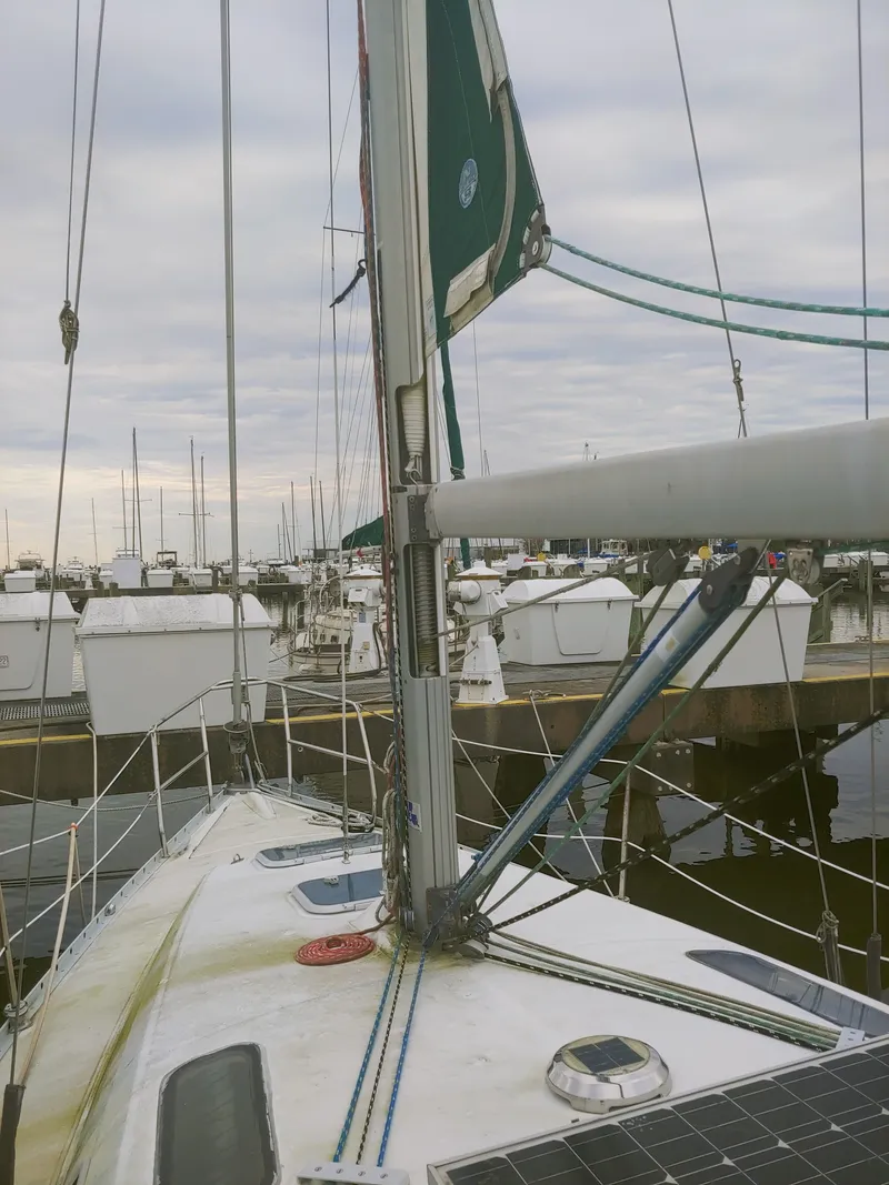 Slide: The Image of Beneteau Oceanus 321 1999 - 6