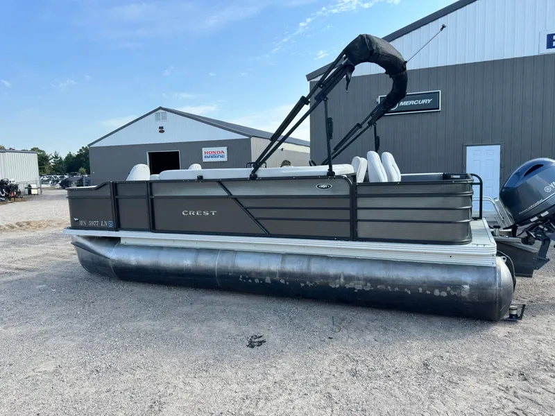 Slide: The Image of Crest 200 Pontoon with 115HP Yamaha Fourstroke EFI 2017 - 48