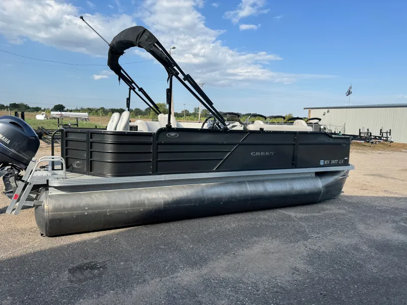 Slide: The Image of Crest 200 Pontoon with 115HP Yamaha Fourstroke EFI 2017 - 52