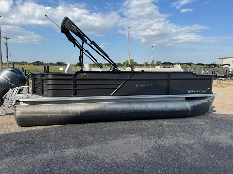 Slide: The Image of Crest 200 Pontoon with 115HP Yamaha Fourstroke EFI 2017 - 53