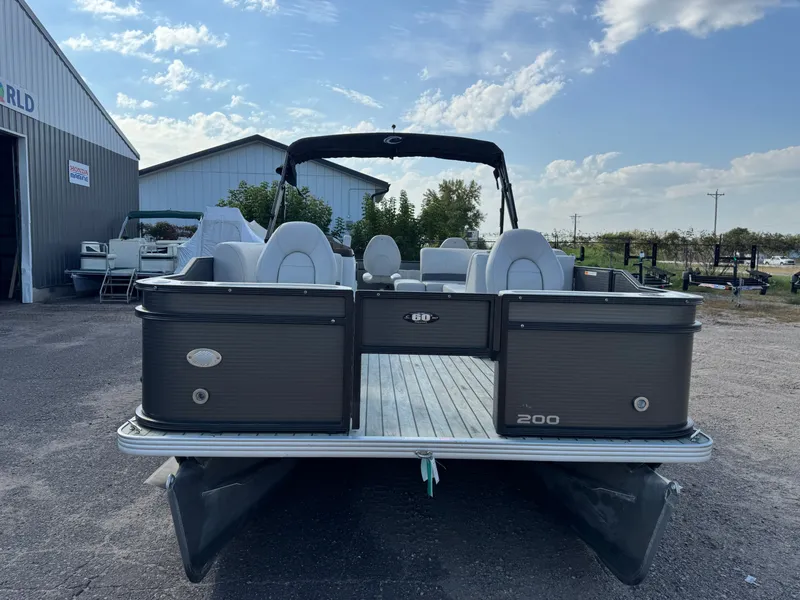 Slide: The Image of Crest 200 Pontoon with 115HP Yamaha Fourstroke EFI 2017 - 58