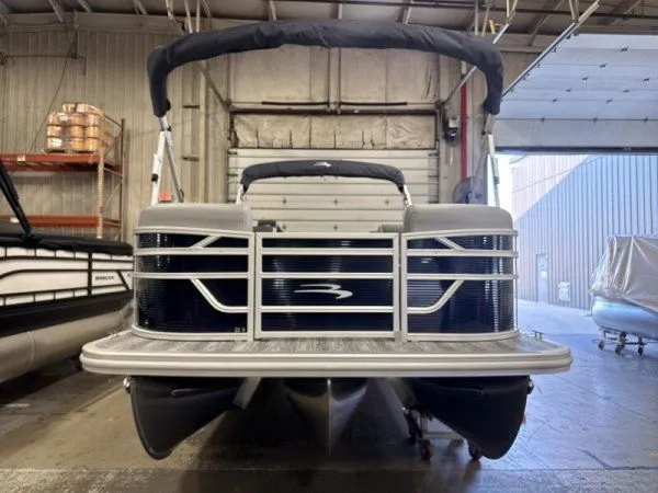 Slide: The Image of Bennington 21SL 2026 - 14