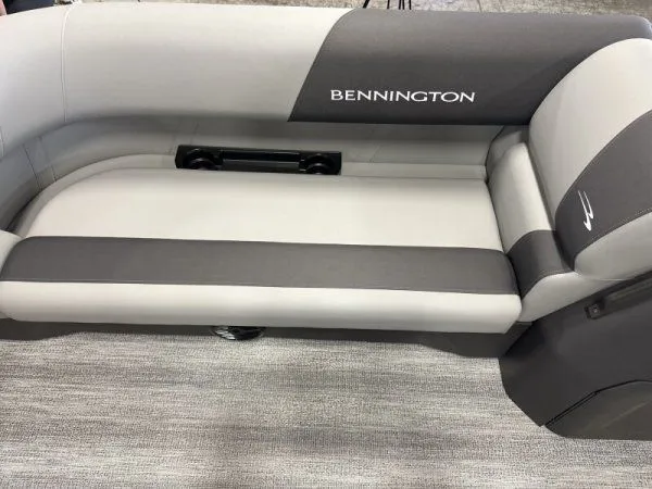 Slide: The Image of Bennington 188SL 2026 - 5