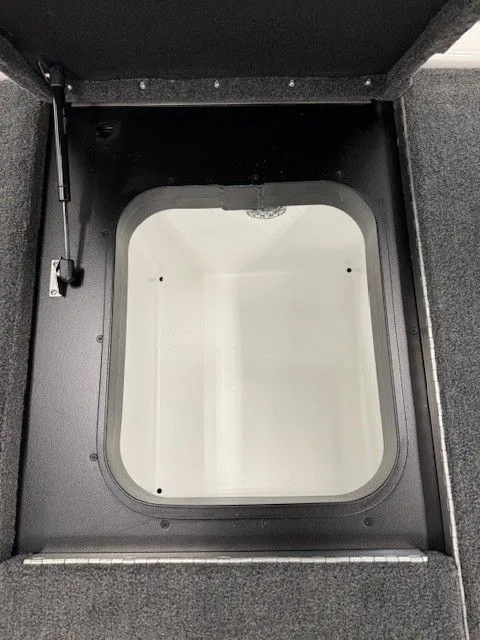 Slide: The Image of Skeeter ZXR20 SE 2026 - 8