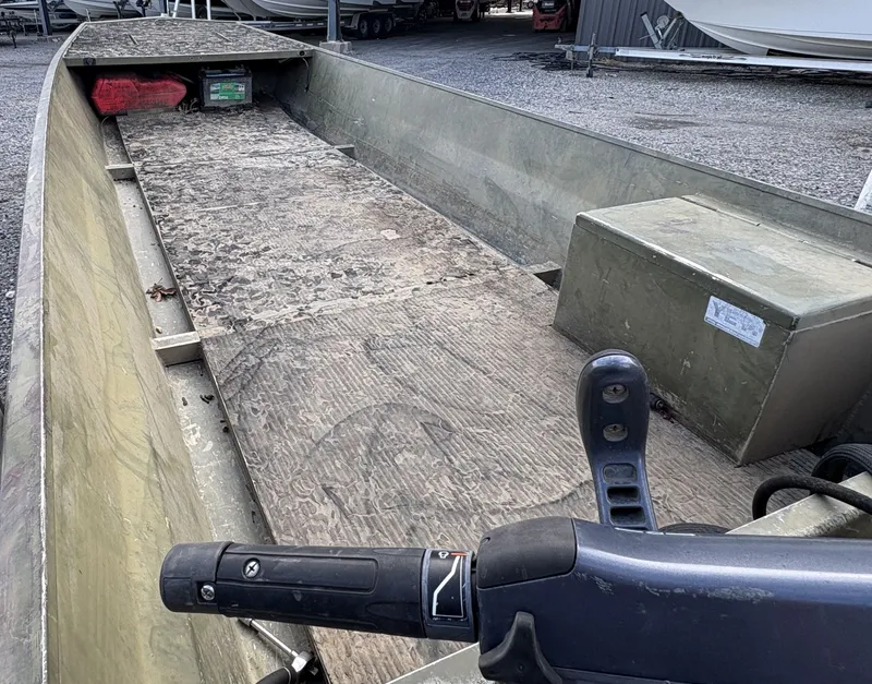 Slide: The Image of Aluminum Custom 2011 - 3