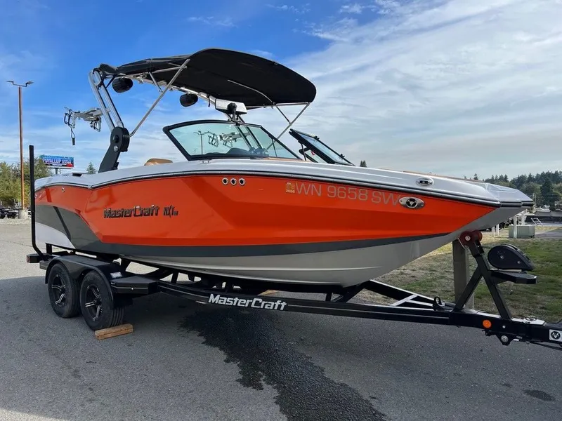 Slide: The Image of MasterCraft NXT20 2021 - 2
