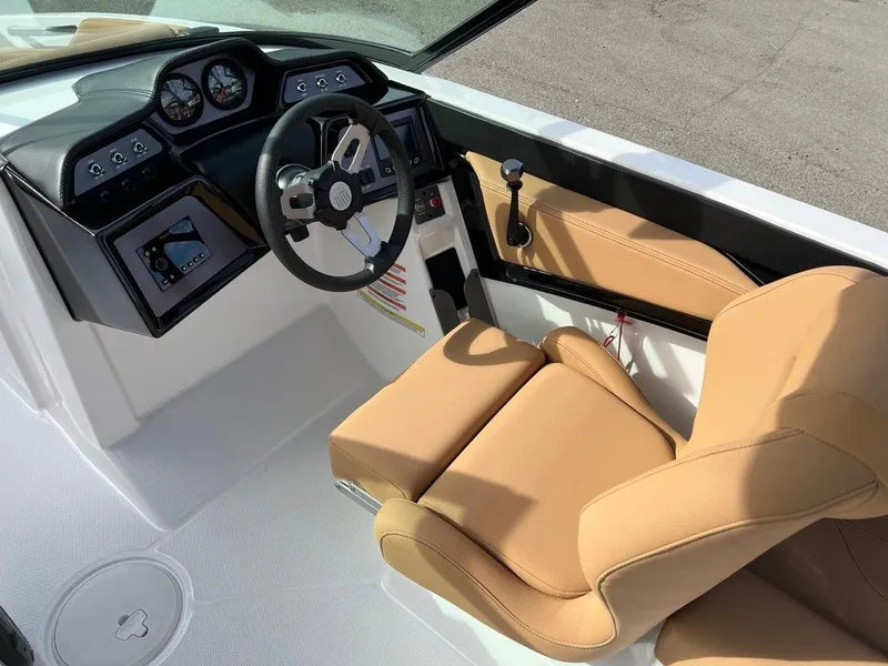 Slide: The Image of MasterCraft NXT20 2021 - 5