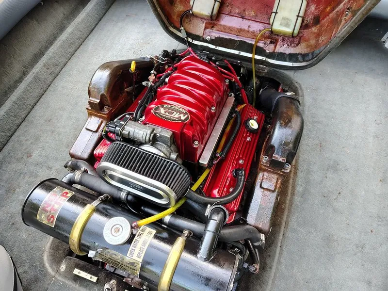 Slide: The Image of MasterCraft X-7 2005 - 10