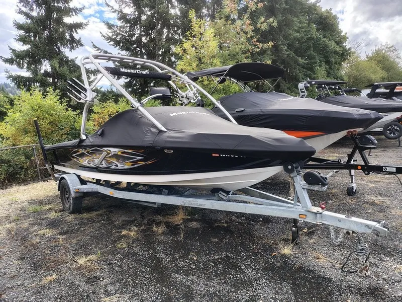 Slide: The Image of MasterCraft X-7 2005 - 2