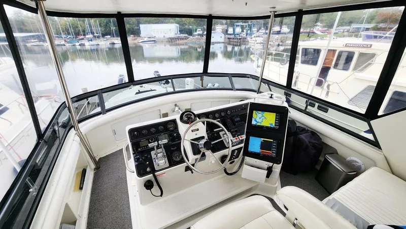 Slide: The Image of Carver 440 Aft Cabin Motor Yacht 1995 - 11