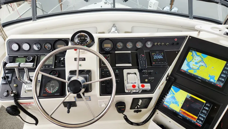 Slide: The Image of Carver 440 Aft Cabin Motor Yacht 1995 - 16