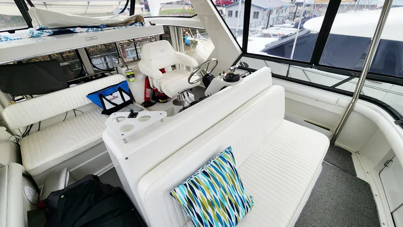 Slide: The Image of Carver 440 Aft Cabin Motor Yacht 1995 - 19