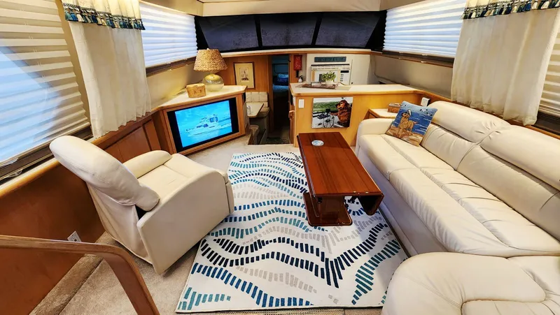 Slide: The Image of Carver 440 Aft Cabin Motor Yacht 1995 - 20