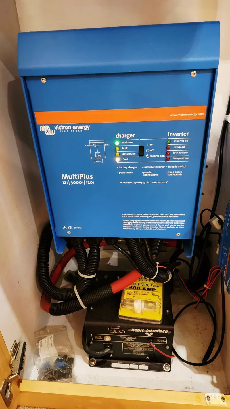 Slide: The Image of Carver 440 Aft Cabin Motor Yacht 1995 - 53