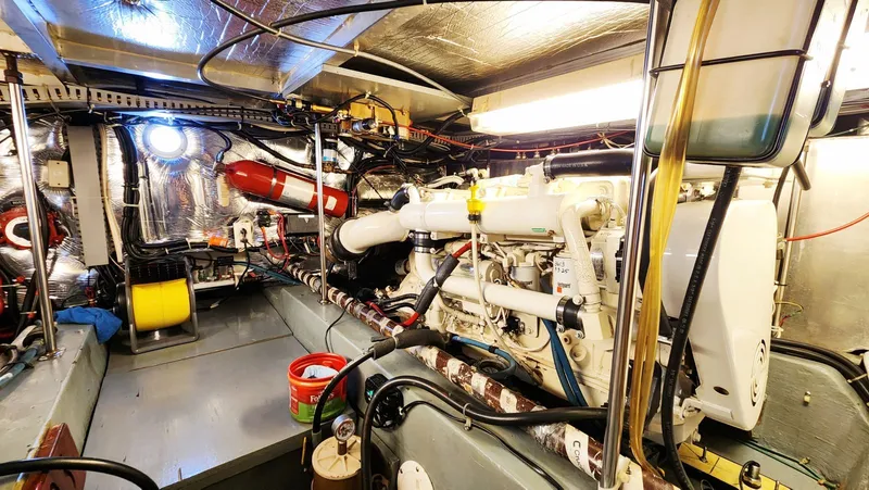 Slide: The Image of Carver 440 Aft Cabin Motor Yacht 1995 - 56