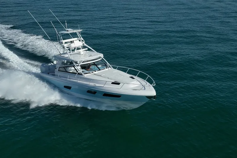 Slide: The Image of Intrepid 477 Evolution 2023 - 14