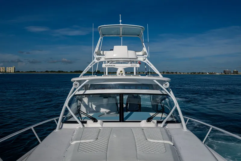 Slide: The Image of Intrepid 477 Evolution 2023 - 35