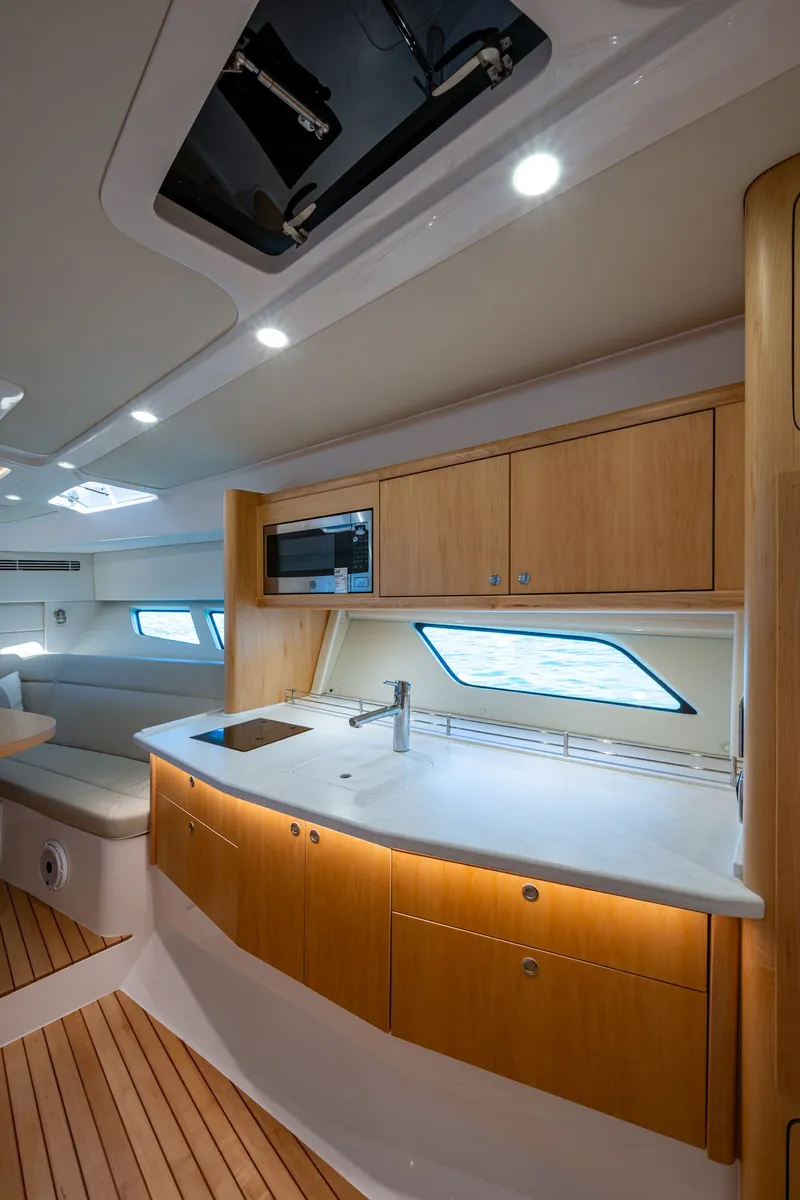 Slide: The Image of Intrepid 477 Evolution 2023 - 41