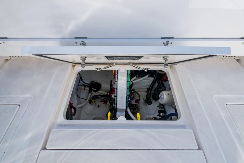 Slide: The Image of Intrepid 477 Evolution 2023 - 71