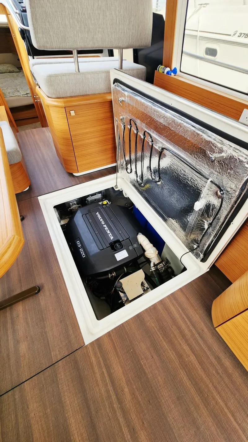 Slide: The Image of Greenline 40 2022 - 55