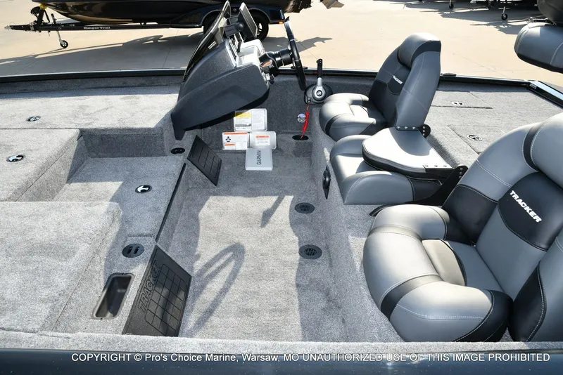 Slide: The Image of Tracker Savage 215 Big Catch Package 2026 - 14