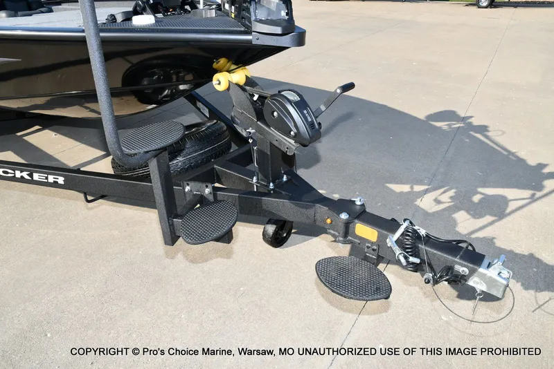 Slide: The Image of Tracker Savage 215 Big Catch Package 2026 - 29