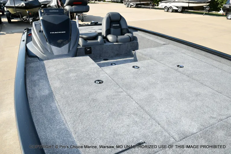 Slide: The Image of Tracker Savage 215 Big Catch Package 2026 - 31