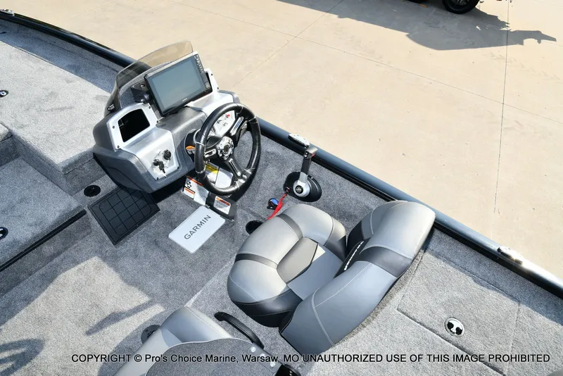 Slide: The Image of Tracker Savage 215 Big Catch Package 2026 - 38