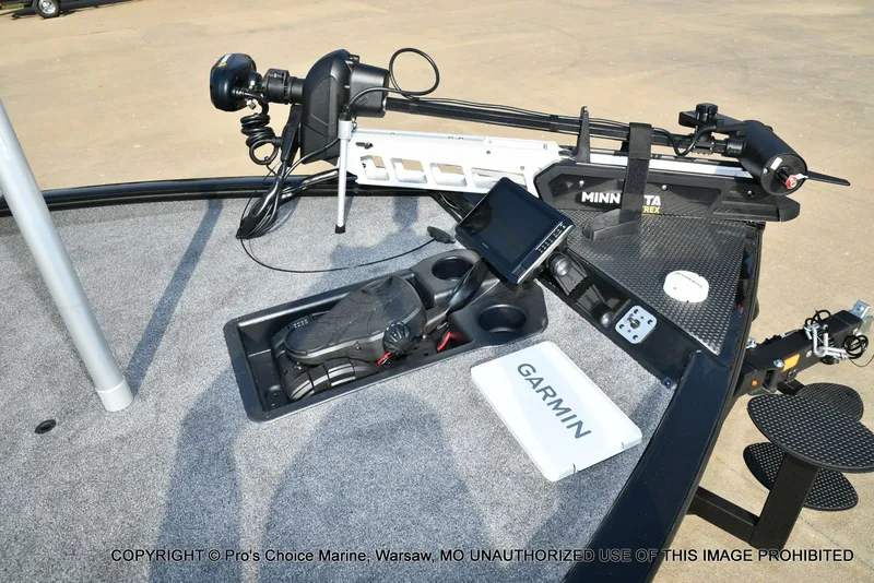 Slide: The Image of Tracker Savage 215 Big Catch Package 2026 - 4