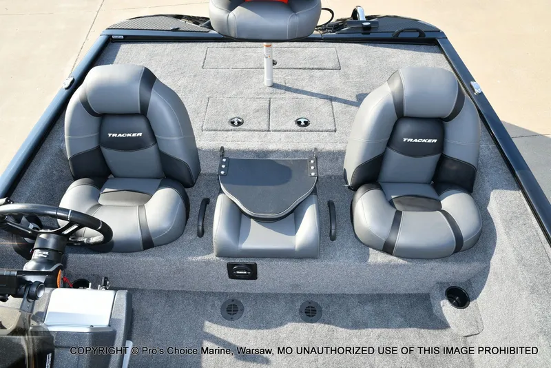 Slide: The Image of Tracker Savage 215 Big Catch Package 2026 - 49