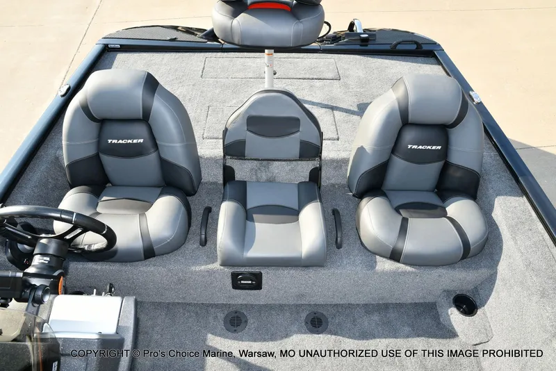 Slide: The Image of Tracker Savage 215 Big Catch Package 2026 - 50