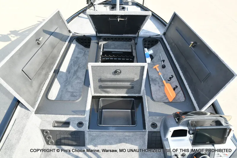 Slide: The Image of Tracker Savage 215 Big Catch Package 2026 - 51