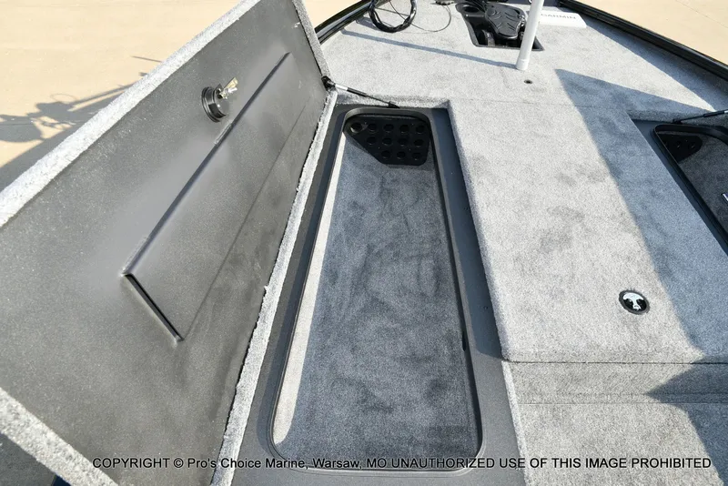 Slide: The Image of Tracker Savage 215 Big Catch Package 2026 - 56