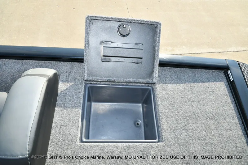 Slide: The Image of Tracker Savage 215 Big Catch Package 2026 - 64