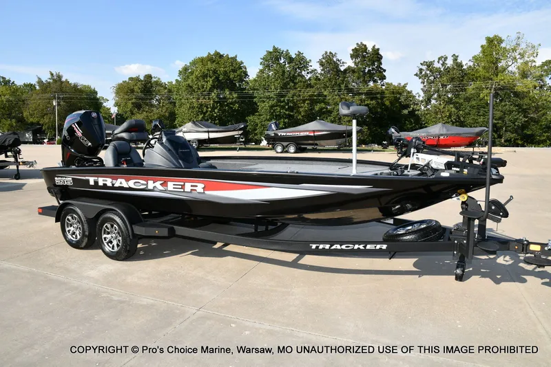 Slide: The Image of Tracker Savage 215 Big Catch Package 2026 - 68