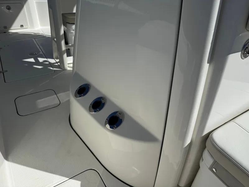 Slide: The Image of World Cat 235 TE 2026 - 17