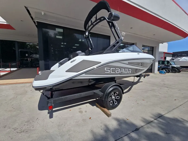 The Image of Scarab 195 LX 2026 - 0