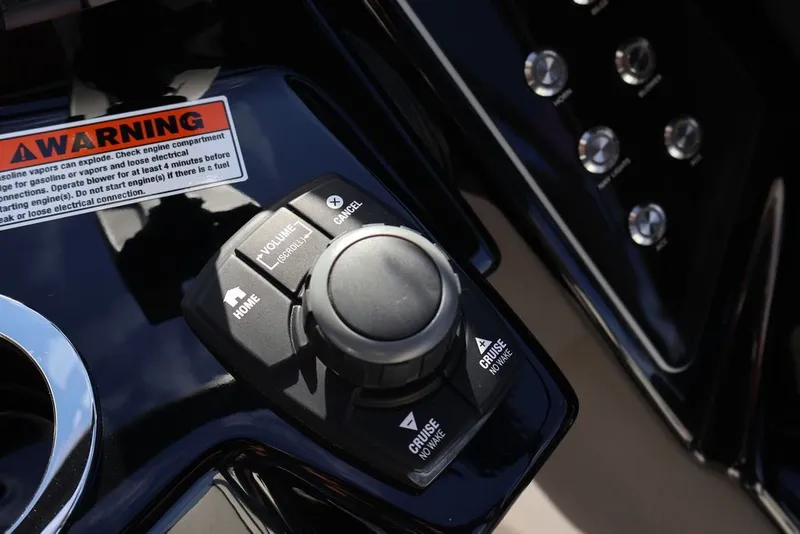 Slide: The Image of Yamaha 252SD 2026 - 15