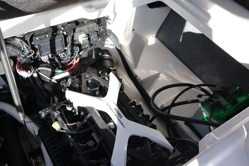 Slide: The Image of Yamaha 252SD 2026 - 25