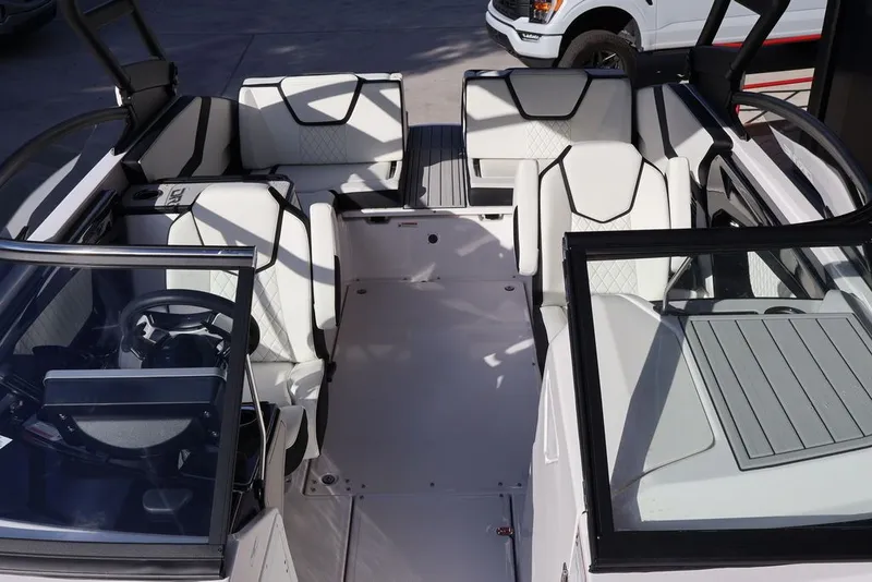 Slide: The Image of Yamaha 252SD 2026 - 42