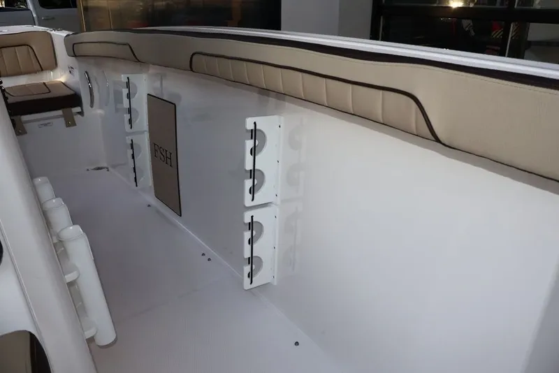 Slide: The Image of Yamaha 255 FSH Sport H 2026 - 17