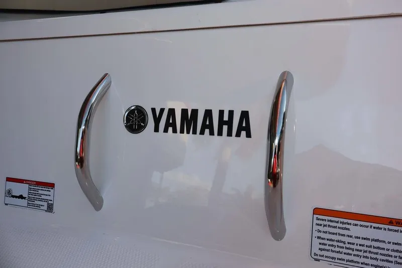 Slide: The Image of Yamaha 255 FSH Sport H 2026 - 34