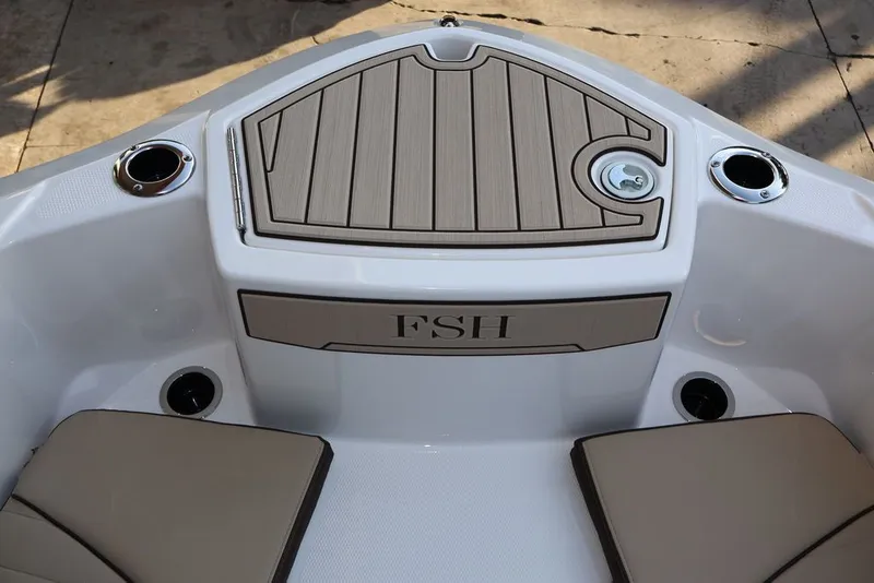 Slide: The Image of Yamaha 255 FSH Sport H 2026 - 4