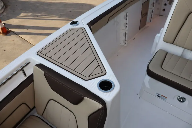 Slide: The Image of Yamaha 255 FSH Sport H 2026 - 9