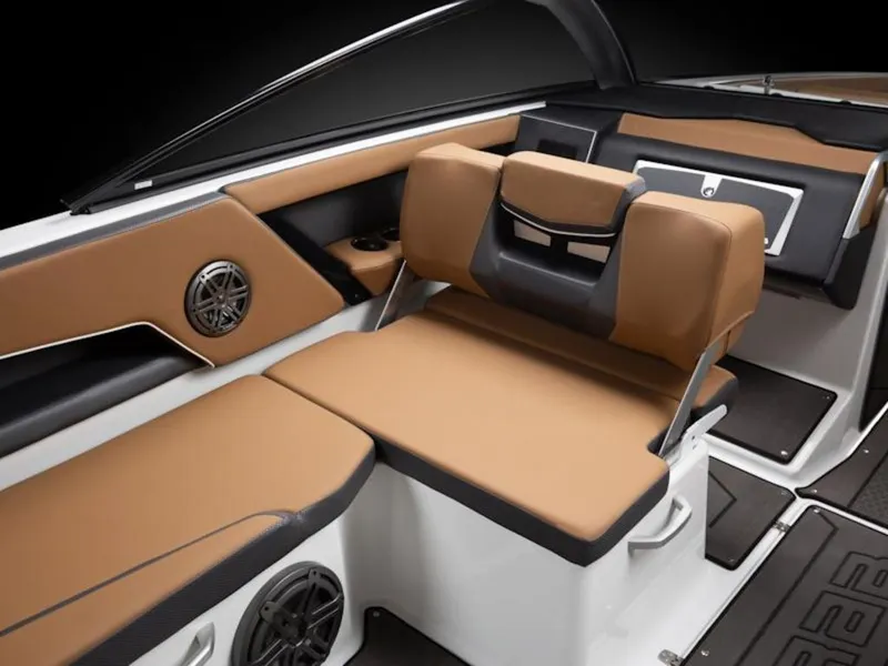 Slide: The Image of Scarab 285 LX 2026 - 9