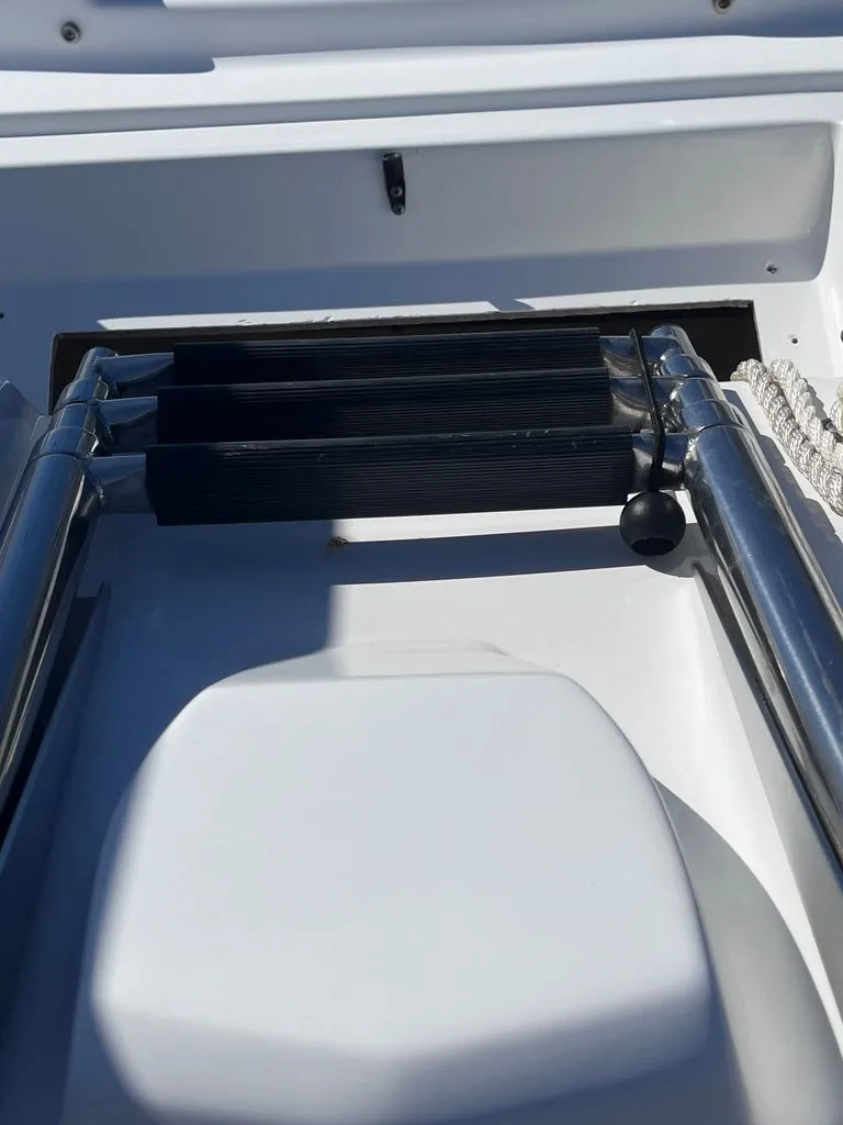 Slide: The Image of Hurricane Sundeck 2021 - 24