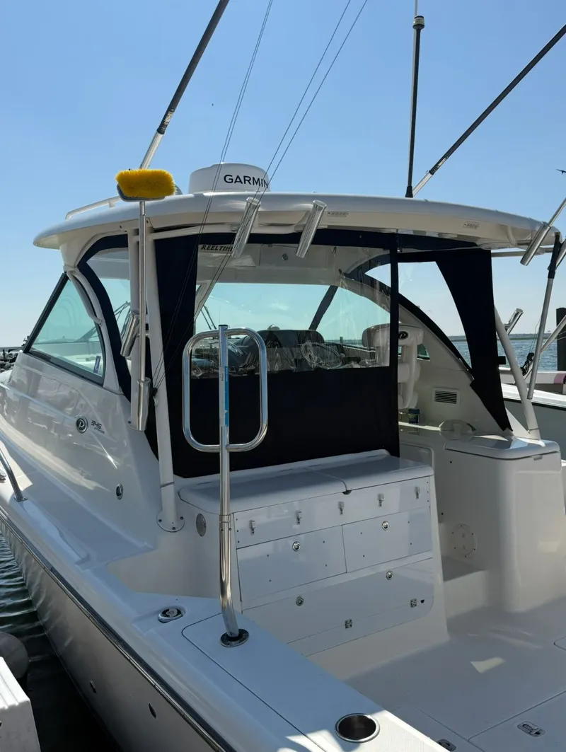 Slide: The Image of Pursuit OS 345 Offshore 2014 - 5