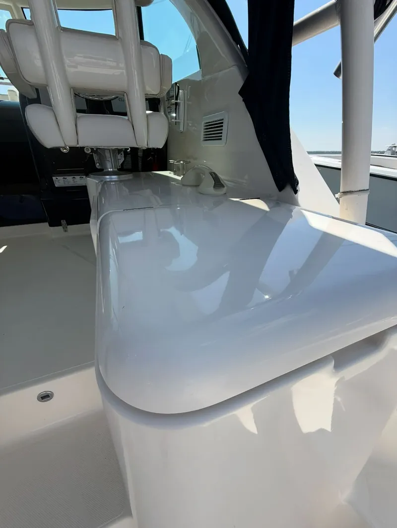 Slide: The Image of Pursuit OS 345 Offshore 2014 - 8